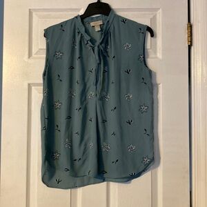 Loft outlet womens top; size small